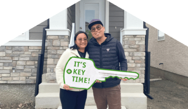Key Time – Homeowners receive there Key Time moment to their new home